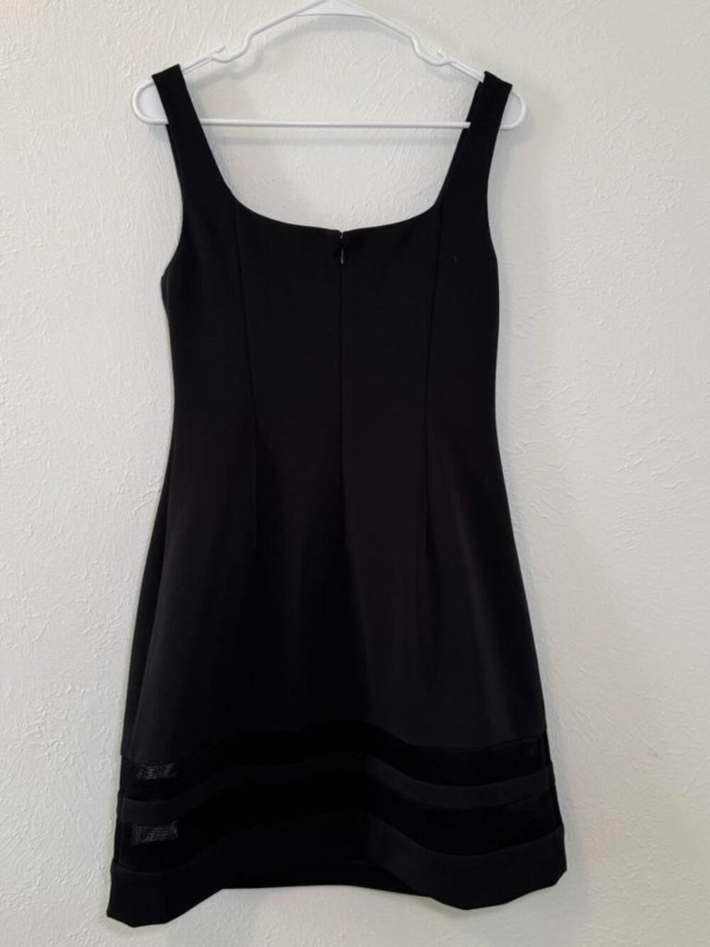 Lauren Ralph Lauren Black Sleeveless A Line Dress Mesh Hem Size 8 Formal - Picture 2 of 5